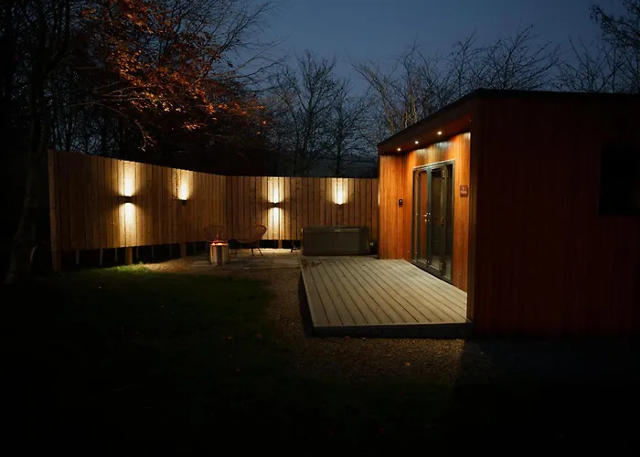 Vallum Cabins